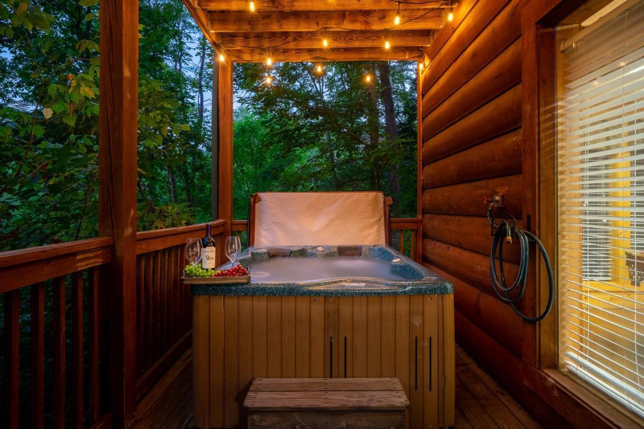 פיג'ן פורג' Cozy Log Cabin!! In Heart Of Pf & Close To The Smokies מראה חיצוני תמונה