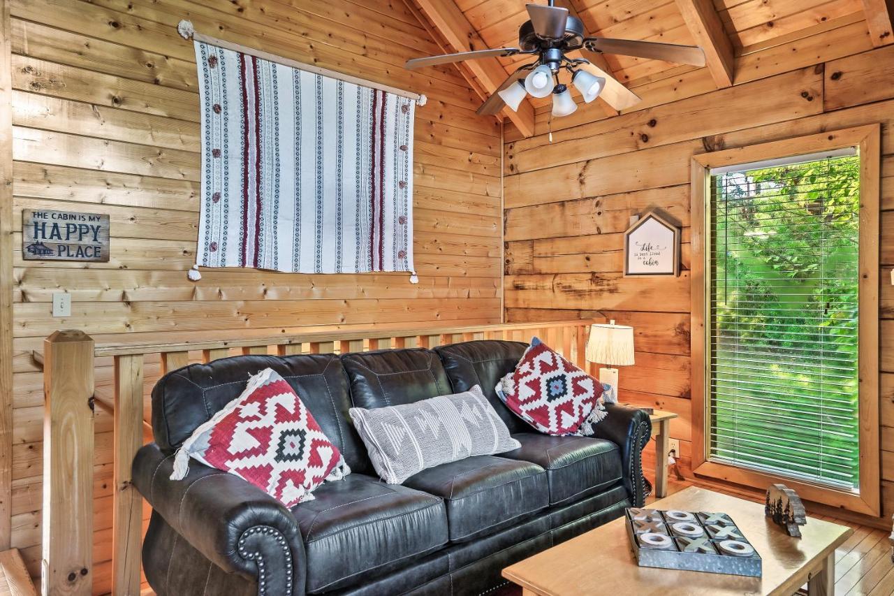 פיג'ן פורג' Cozy Log Cabin!! In Heart Of Pf & Close To The Smokies מראה חיצוני תמונה