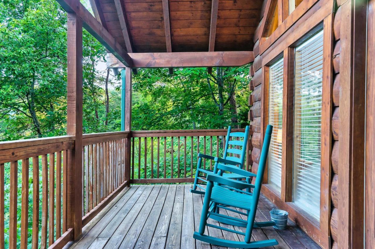 פיג'ן פורג' Cozy Log Cabin!! In Heart Of Pf & Close To The Smokies מראה חיצוני תמונה