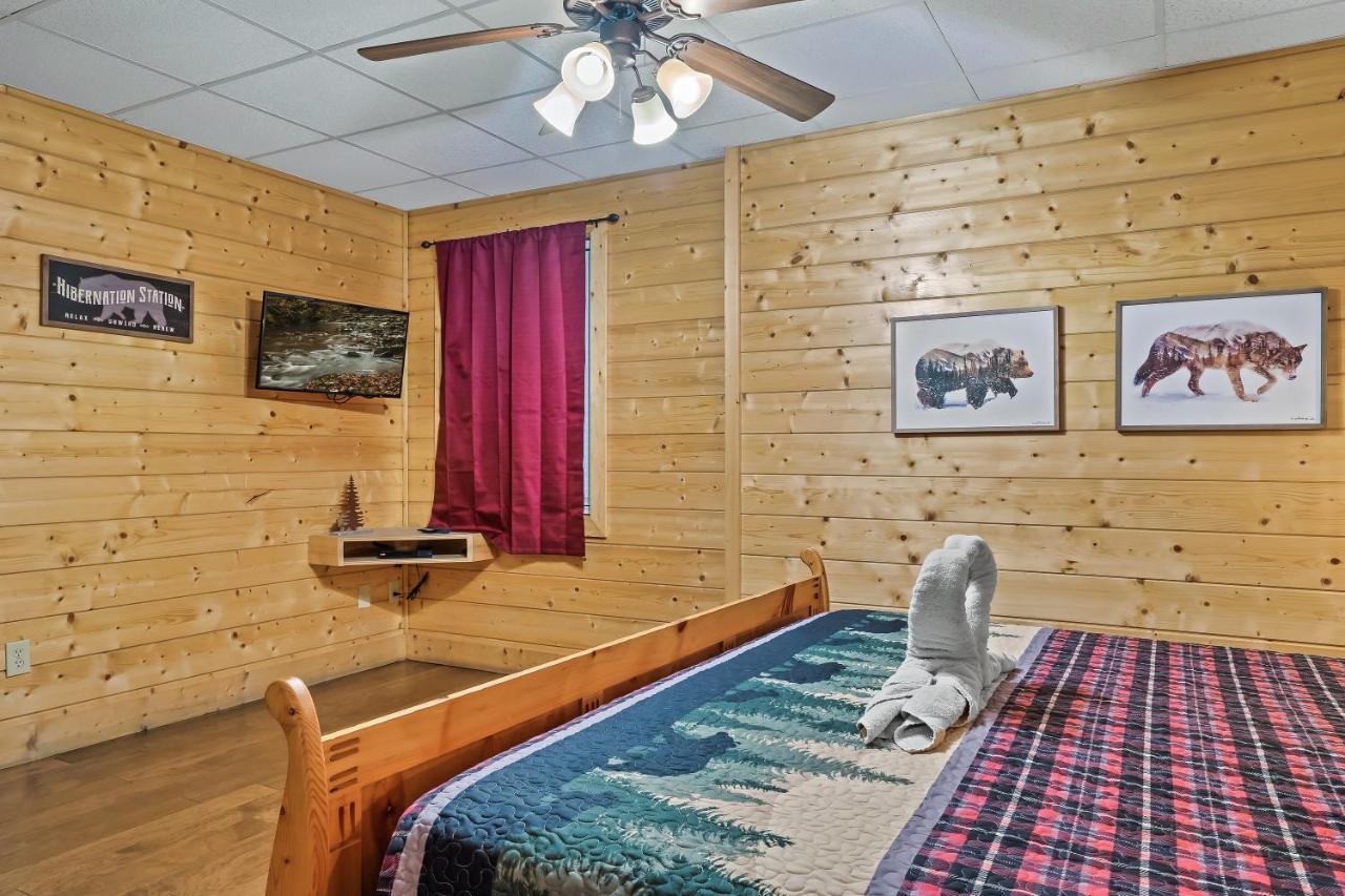פיג'ן פורג' Cozy Log Cabin!! In Heart Of Pf & Close To The Smokies מראה חיצוני תמונה