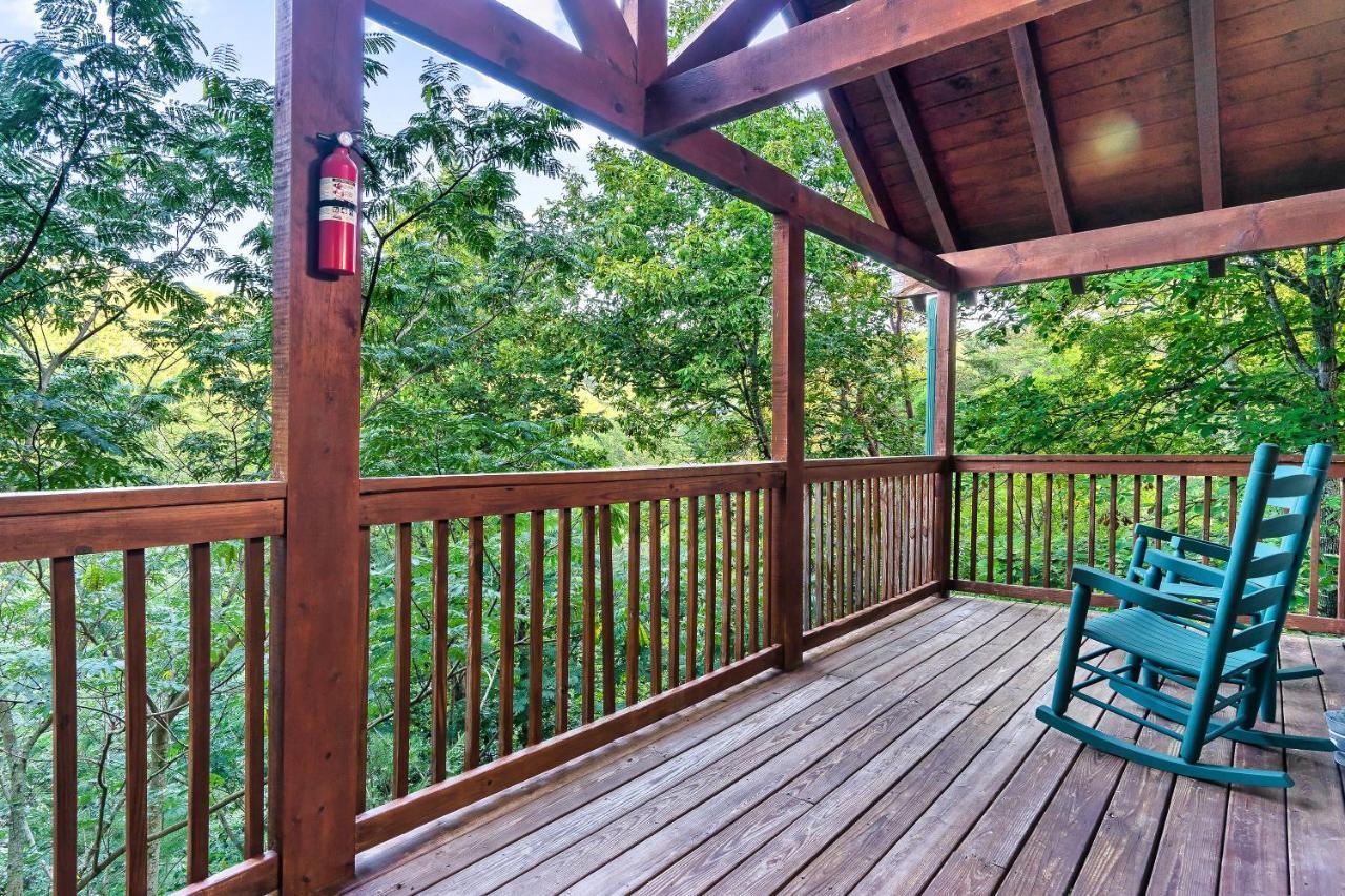 פיג'ן פורג' Cozy Log Cabin!! In Heart Of Pf & Close To The Smokies מראה חיצוני תמונה